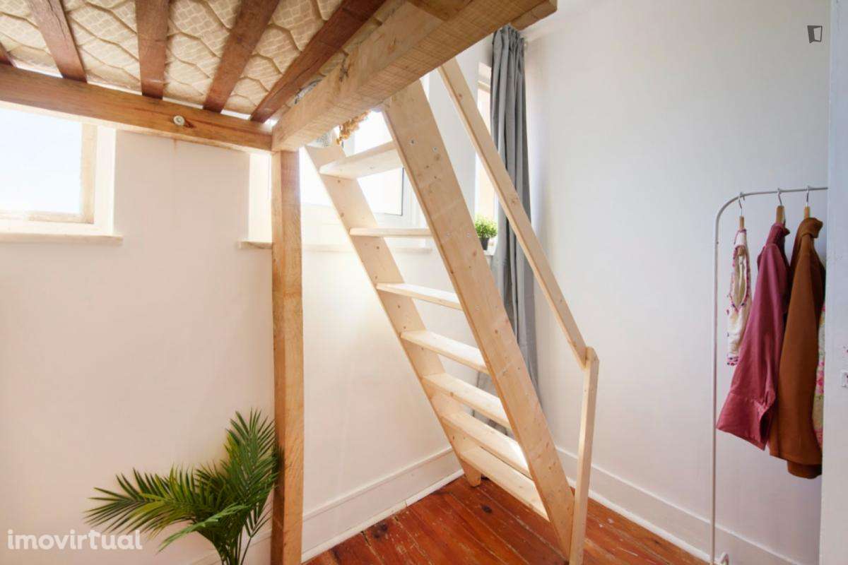 Quarto - localizado em São Bento Lisbon - Grande imagem: 2/32