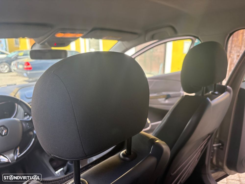 Renault Captur 1.5 dCi Exclusive - 20