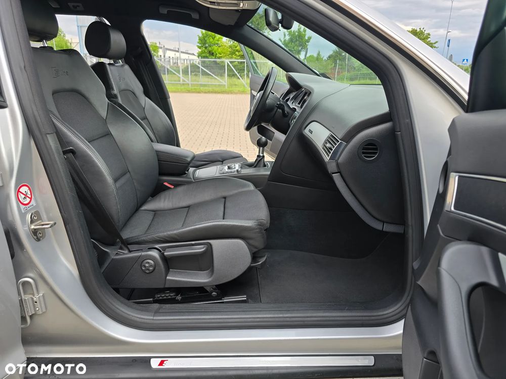 Audi A6 Avant 2.4 - 15