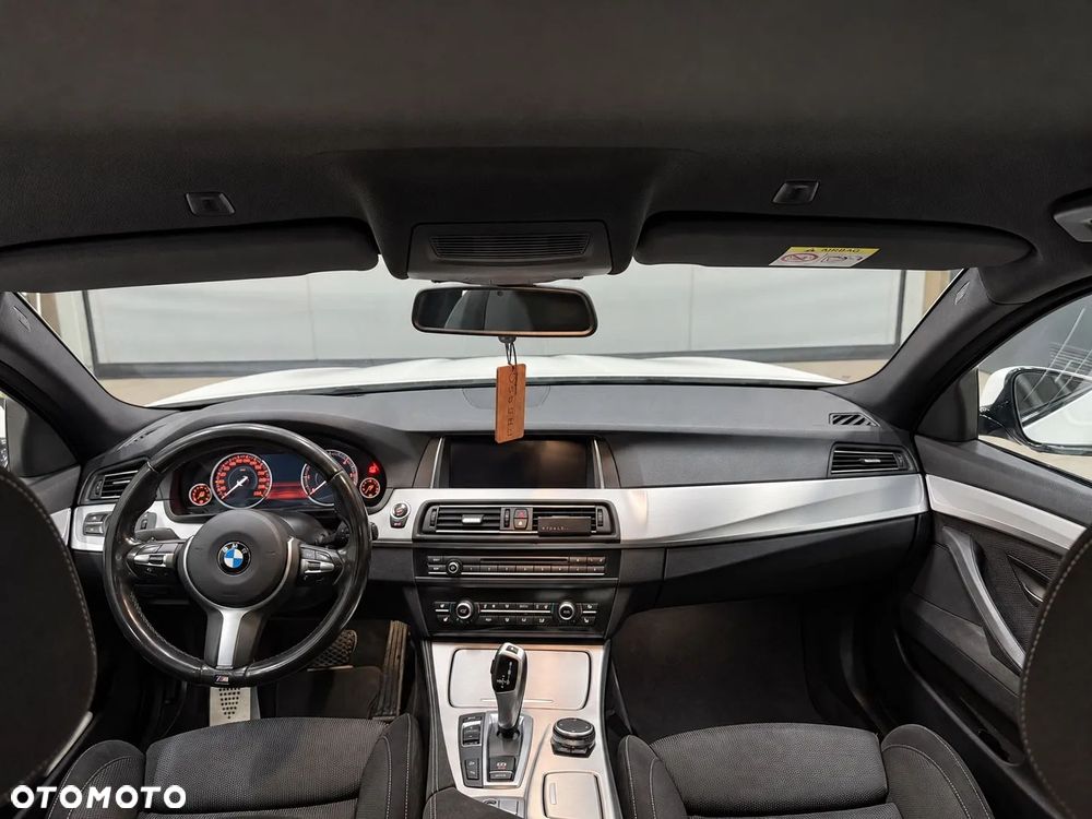 BMW Seria 5 520d xDrive M Sport sport - 11