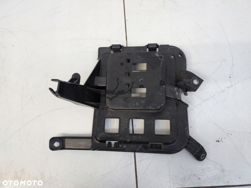 MOCOWANIE WSPORNIK STEROWNIKA KOMPUTERA SILNIKA AUDI A6 RS6 C8 4.0 TFSI V8 - 4