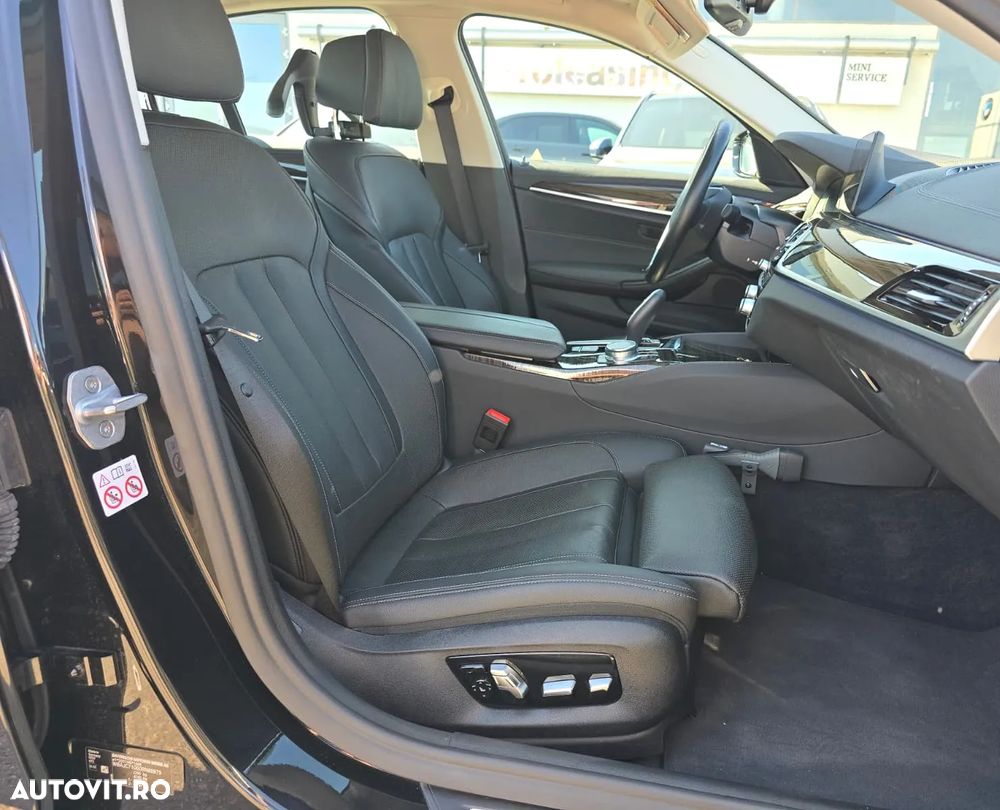 BMW Seria 5 525d AT - 14