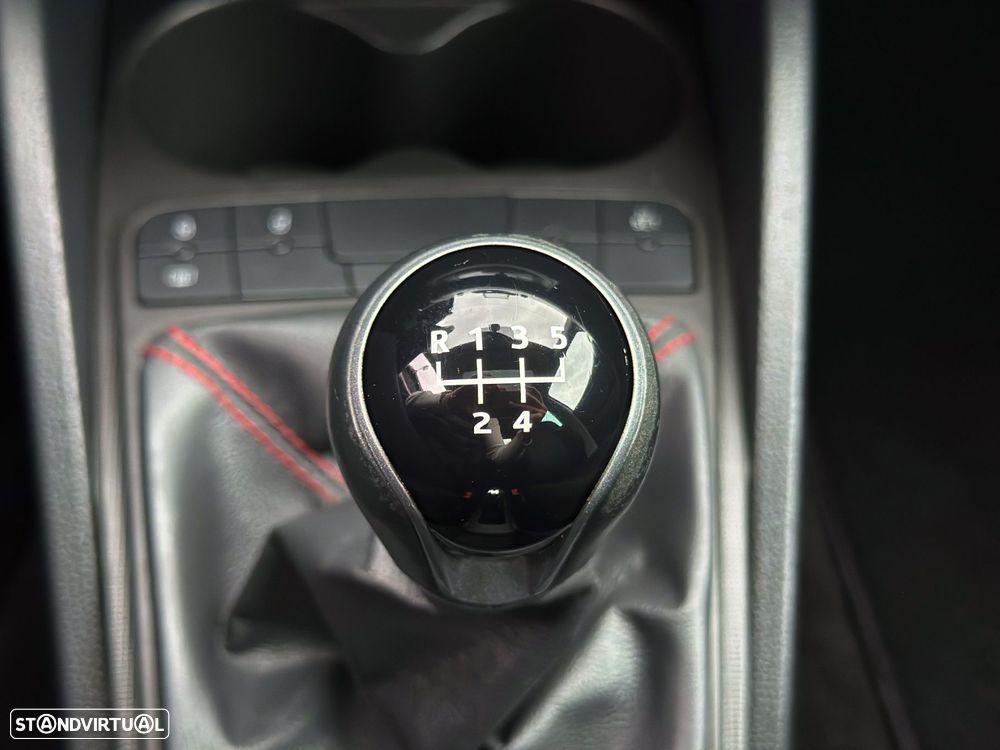 SEAT Ibiza 1.6 TDI FR - 18