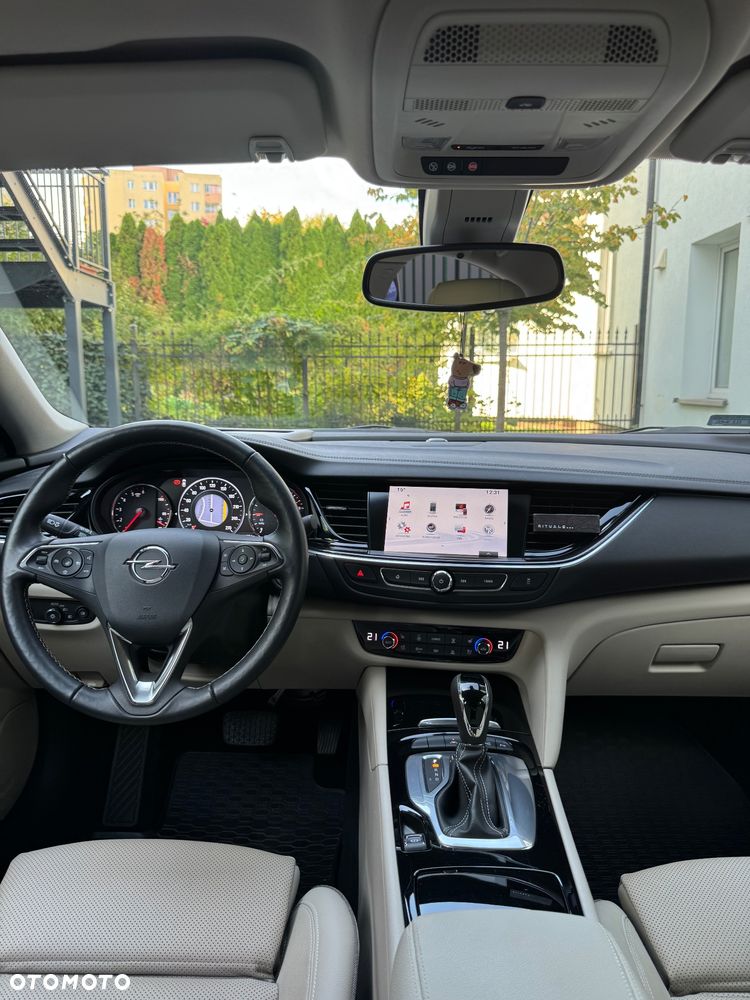 Opel Insignia - 33