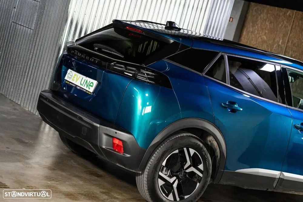 Peugeot e-2008 - 15