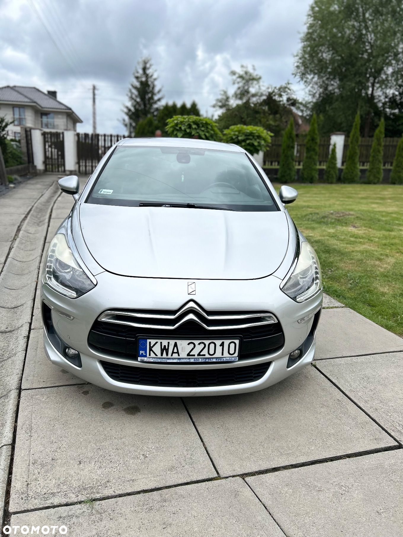 Citroën DS5 e-HDi 110 EGS6 Chic - 1