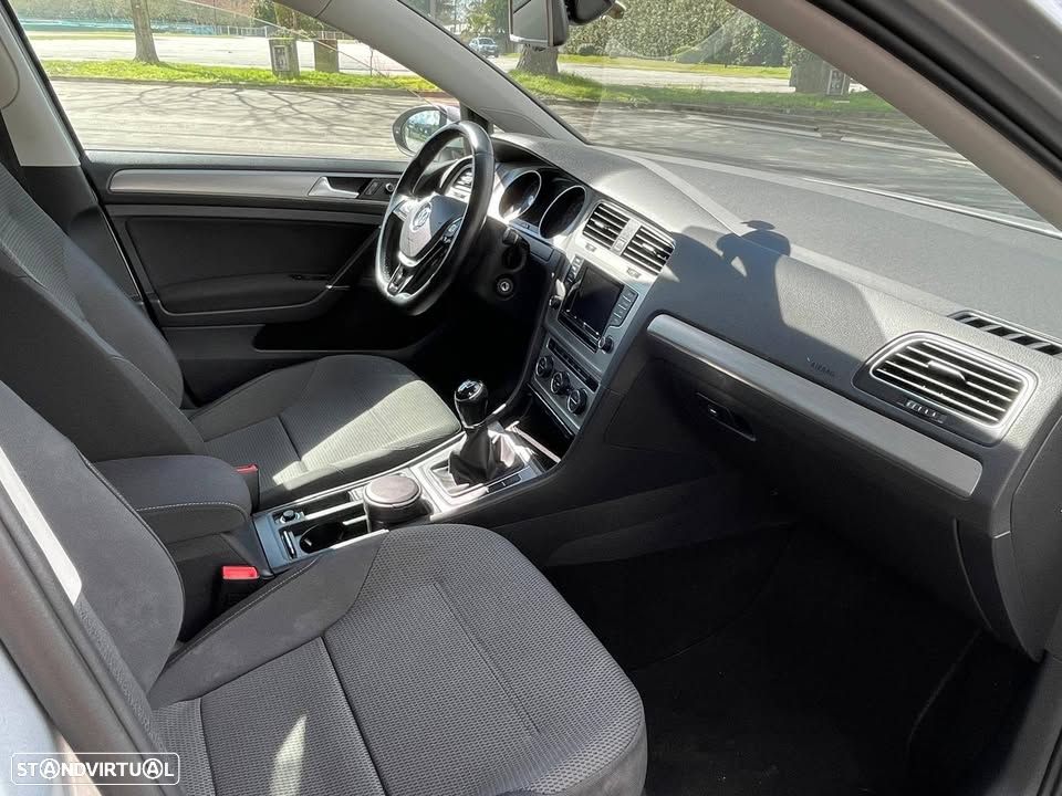 VW Golf 1.6 TDi Trendline - 4