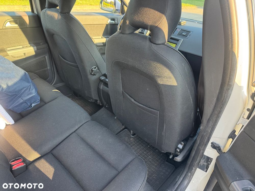 Volvo V50 1.6D DRIVe - 6