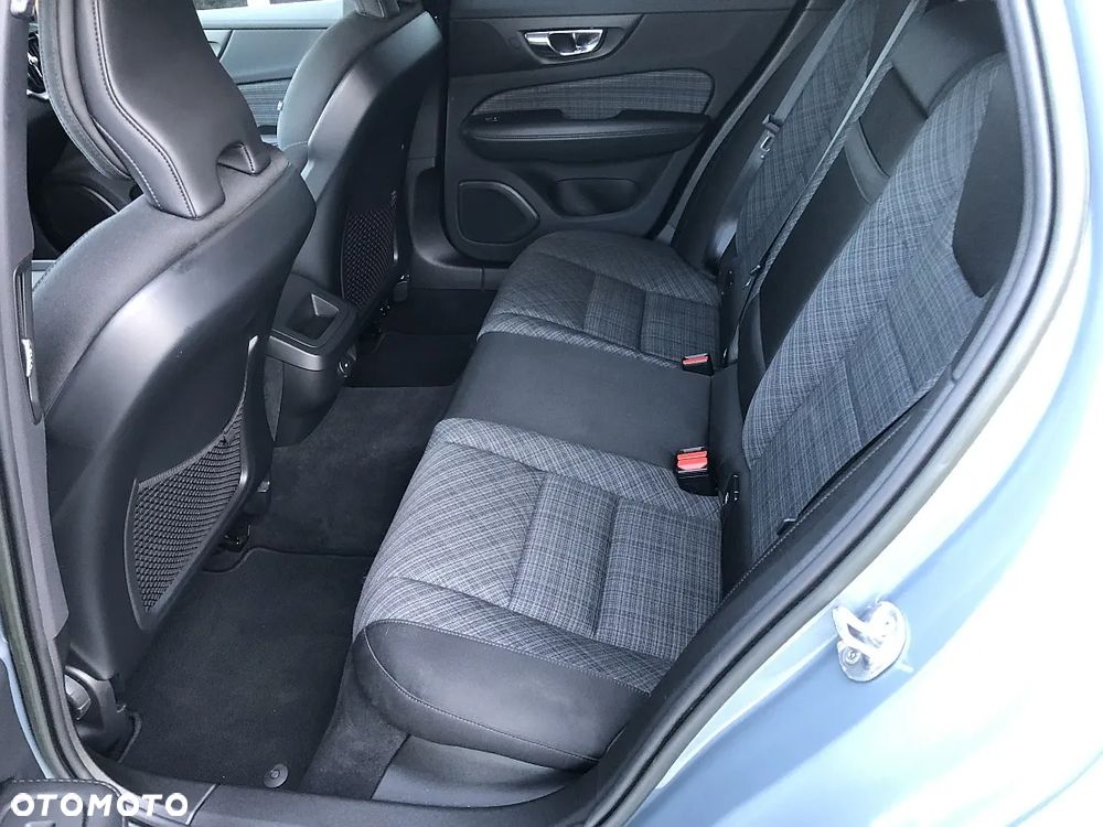 Volvo V60 - 19