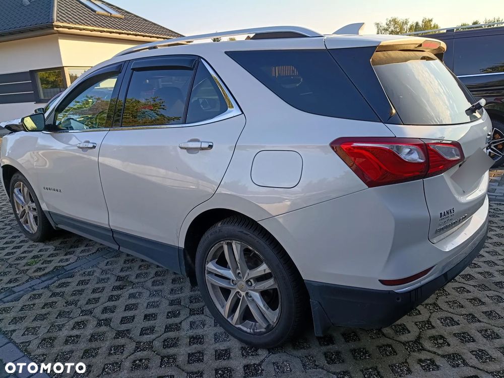 Chevrolet Equinox - 2