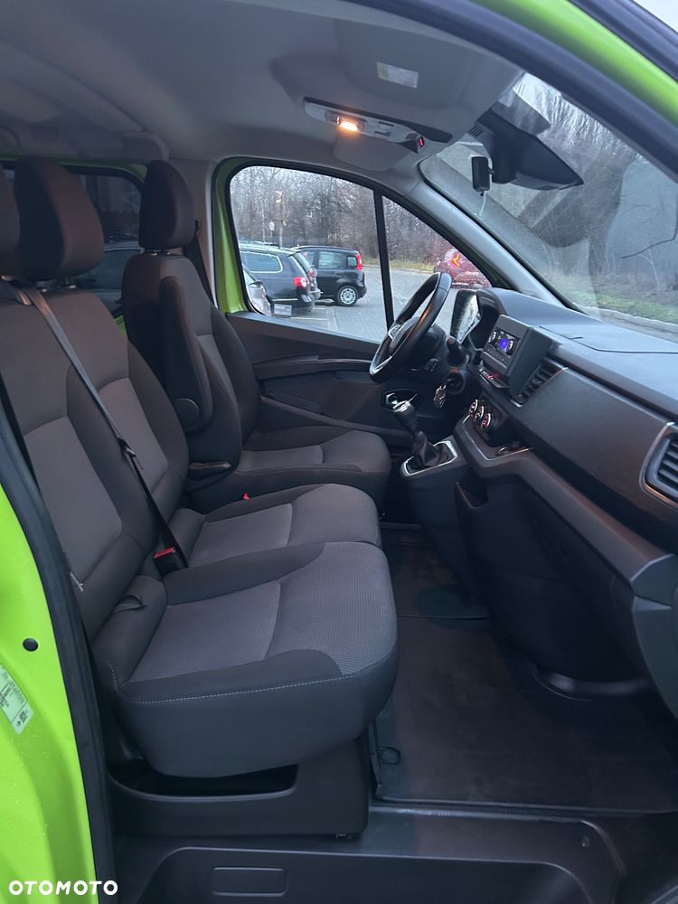 Renault Trafic 2.0 dCi - 6