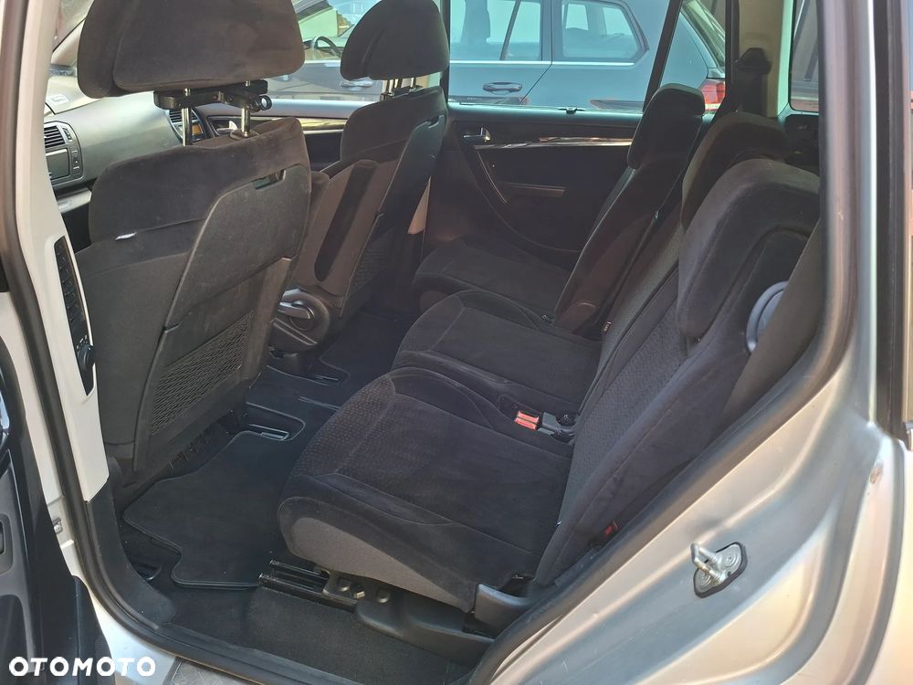 Citroën C4 Grand Picasso 2.0 HDi FAP 7-Sitzer ESG6 Exclusive - 9