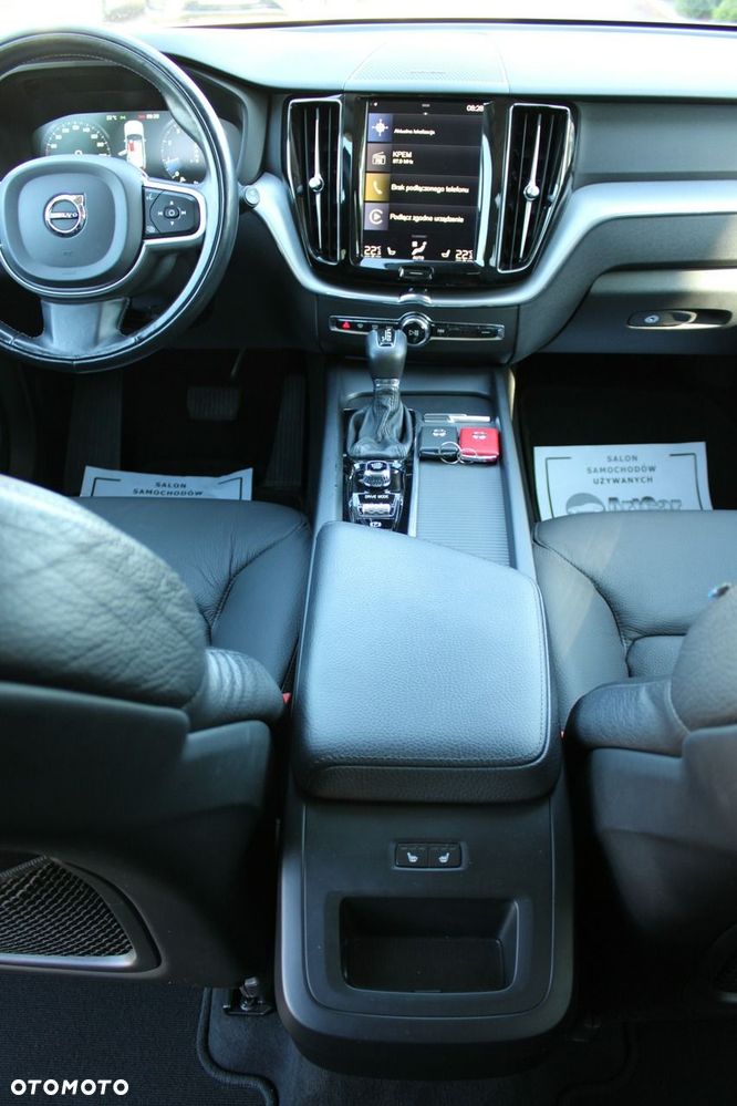 Volvo XC 60 - 24