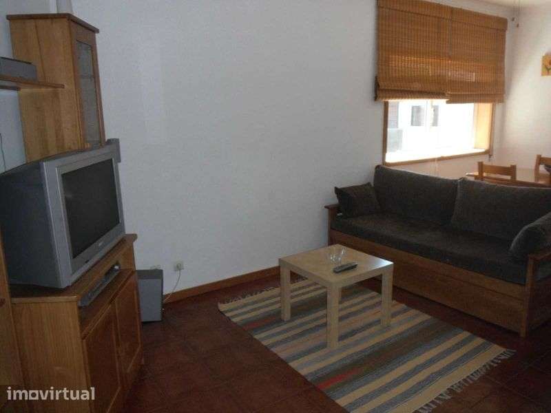 Apartamento T1 no Areal de Cima (S. Vítor, Braga) - Grande imagem: 5/11