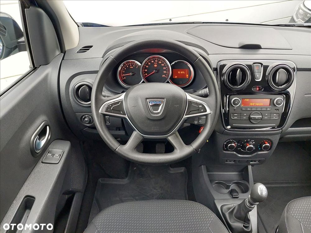 Dacia Lodgy 1.5 Blue dCi Laureate S&S EU6d - 10