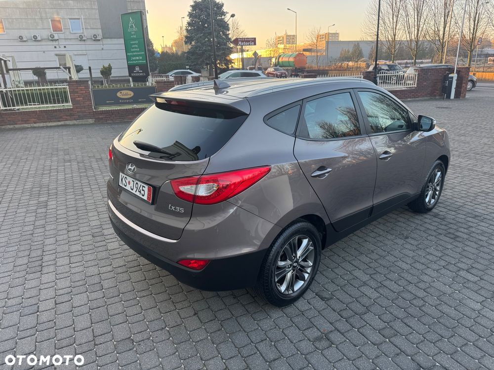 Hyundai ix35 blue 1.6 2WD Finale Gold - 9
