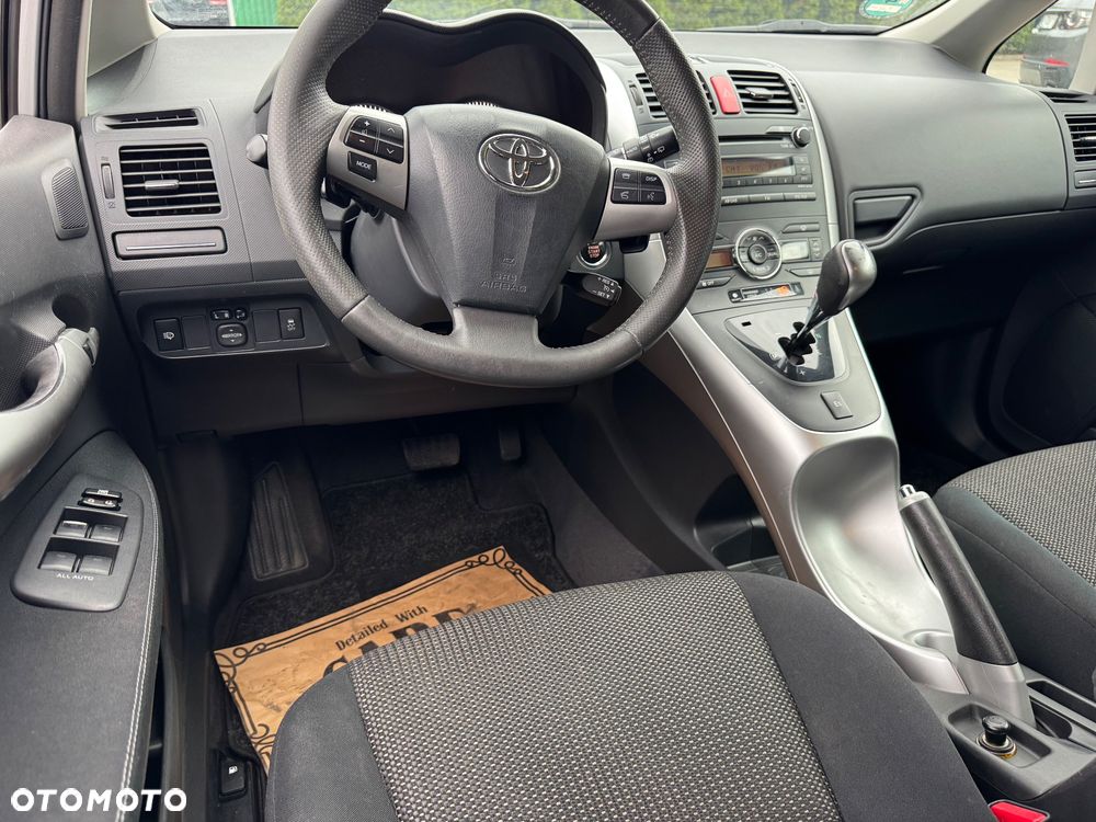 Toyota Auris 1.6 Valvematic Life Plus - 39