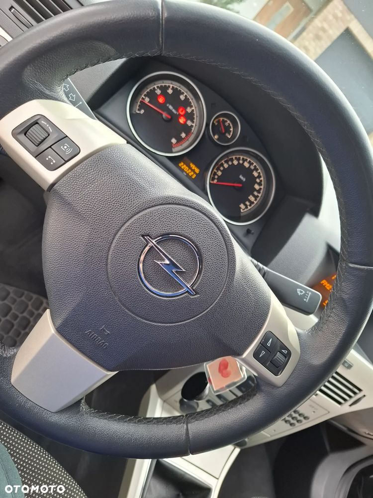 Opel Astra 1.8 Cosmo - 2