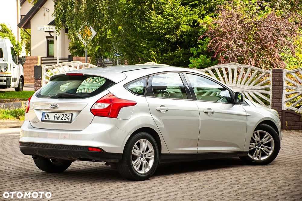 Ford Focus 1.6 TDCi DPF Champions Edition - 25
