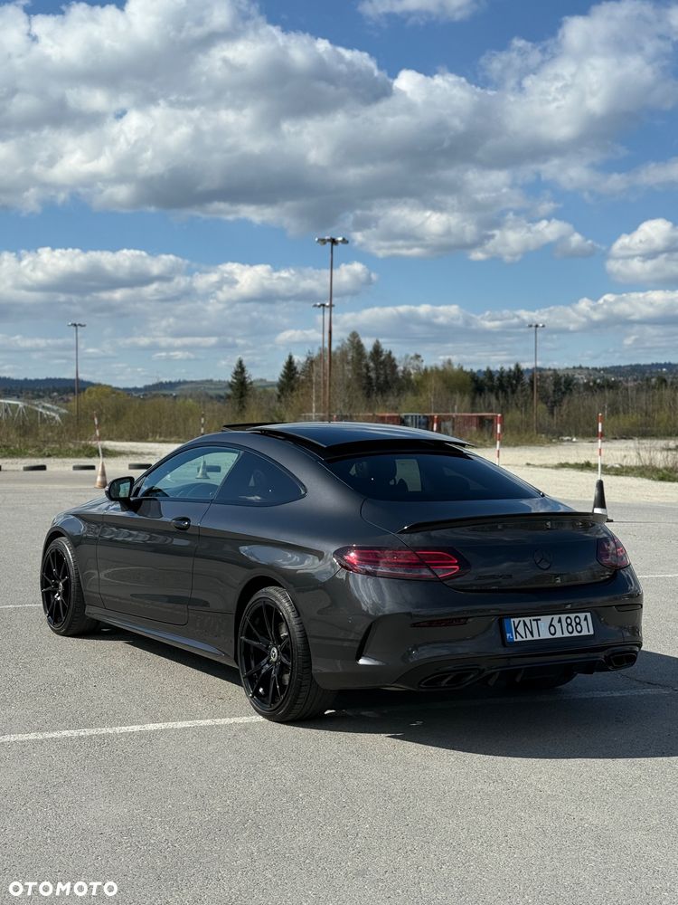 Mercedes-Benz Klasa C 400 4Matic 9G-TRONIC AMG Line - 6