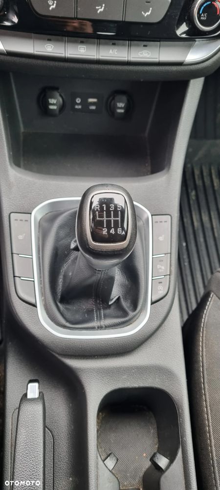 Hyundai i30 1.4 Premium - 8