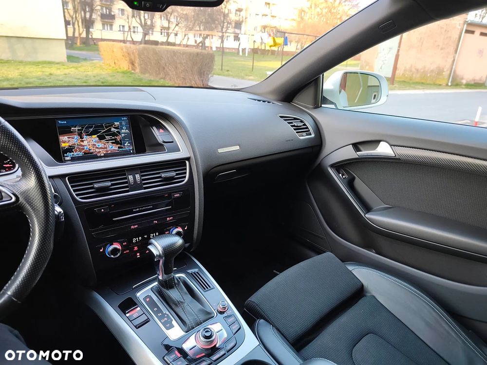 Audi A5 Coupé 2.0 TDI DPF (clean diesel) quattro S tronic - 36