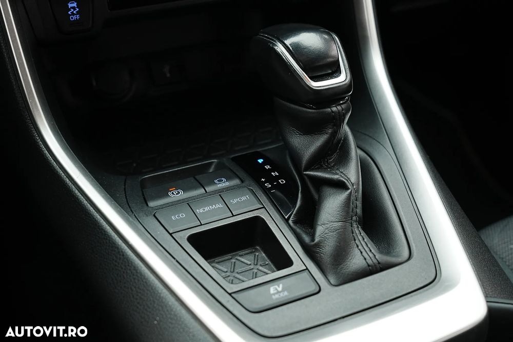 Toyota RAV4 2.5 Hybrid VVT-iE 4x2 Active - 28