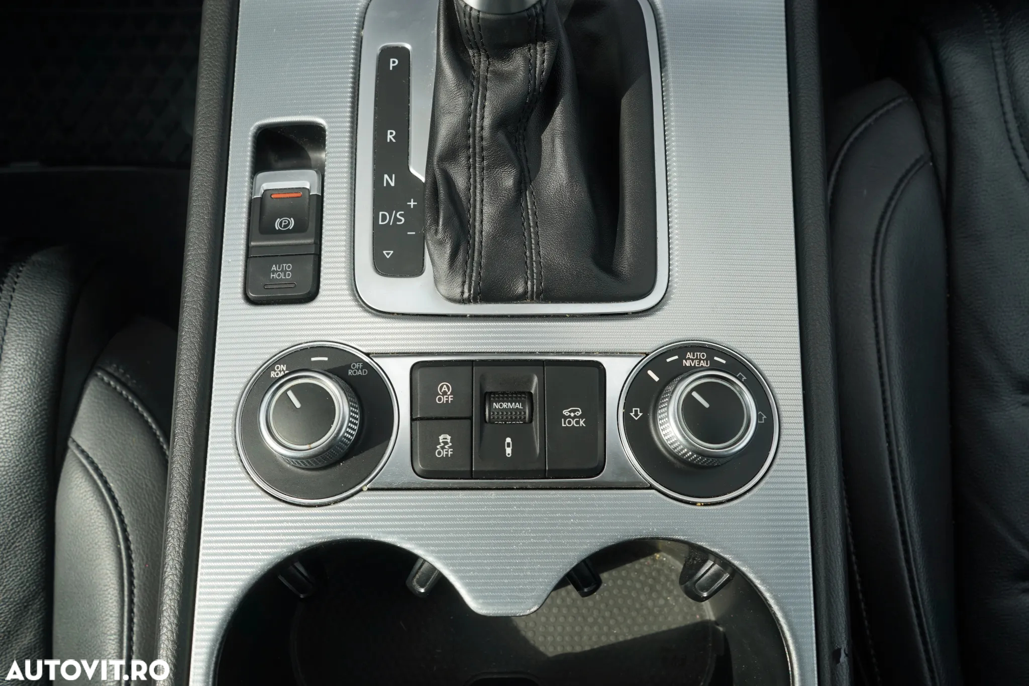 Volkswagen Touareg V6 TDI BMT Supreme Plus - 30