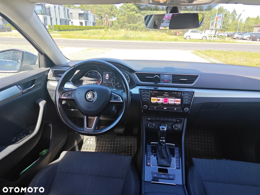Skoda Superb 2.0 TDI Ambition DSG - 6