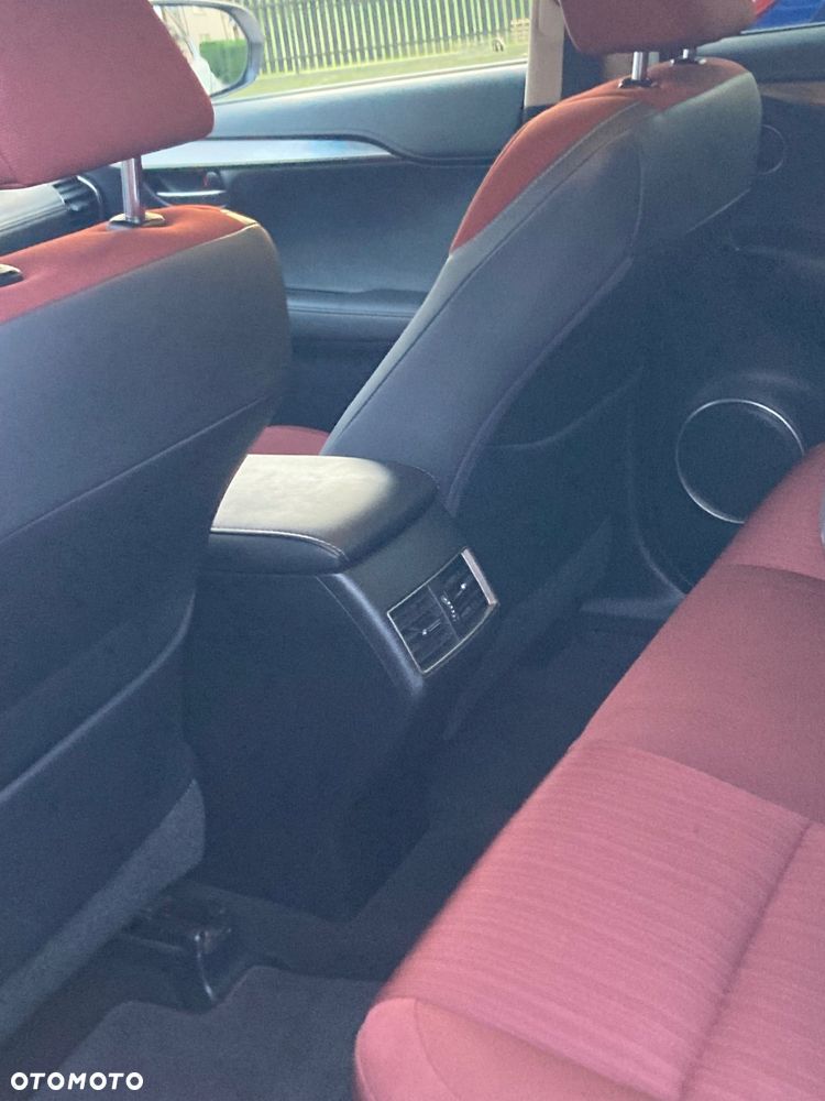 Lexus NX 300h Elite AWD - 6