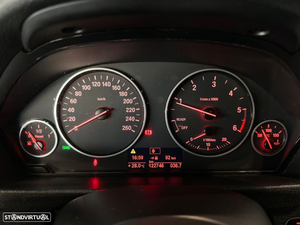 BMW 318 d Line Sport - 20