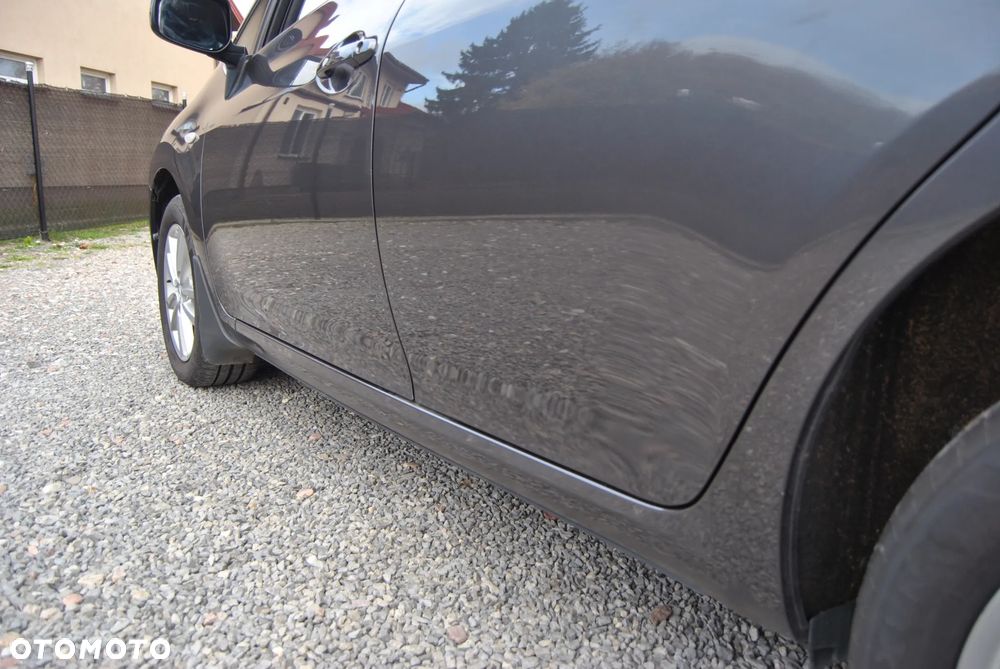 Toyota Auris 1.6 VVT-i Prestige - 22