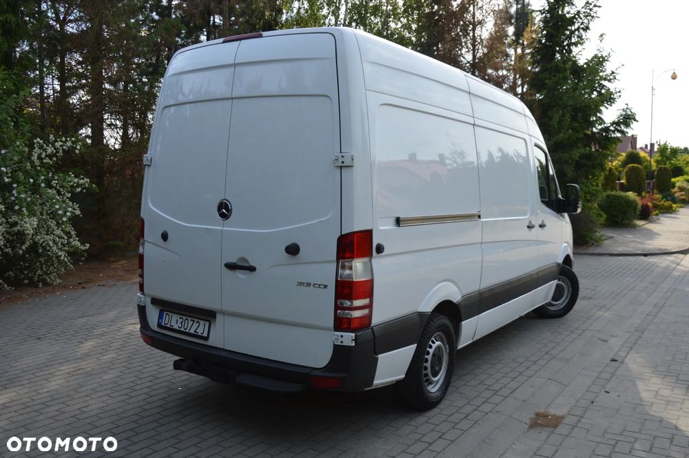 Mercedes-Benz SPRINTER 313 - 3