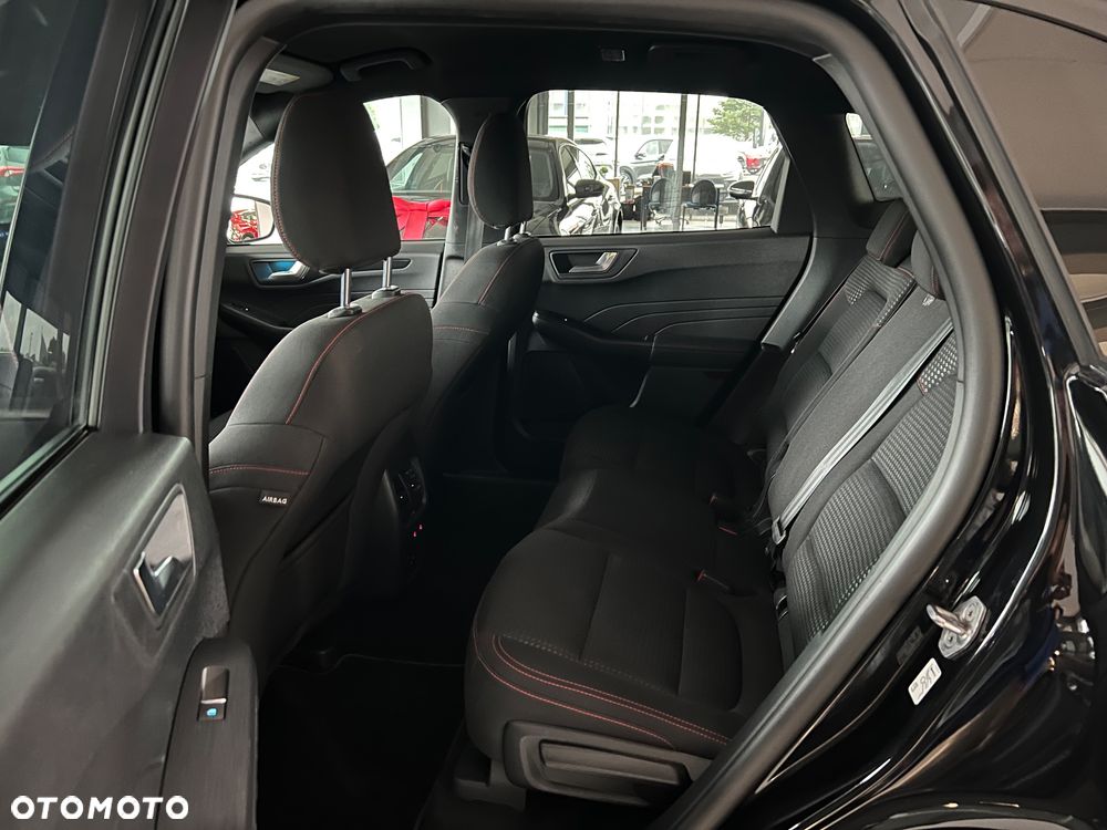 Ford Kuga 2.5P PHEV FWD ST-Line - 37