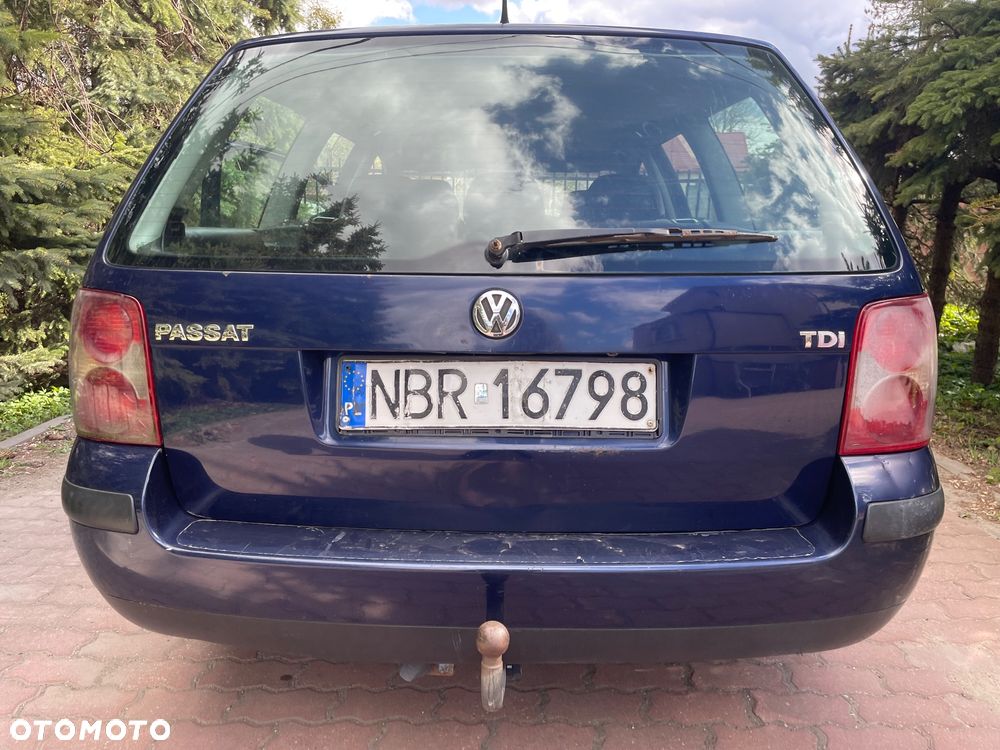 Volkswagen Passat - 11