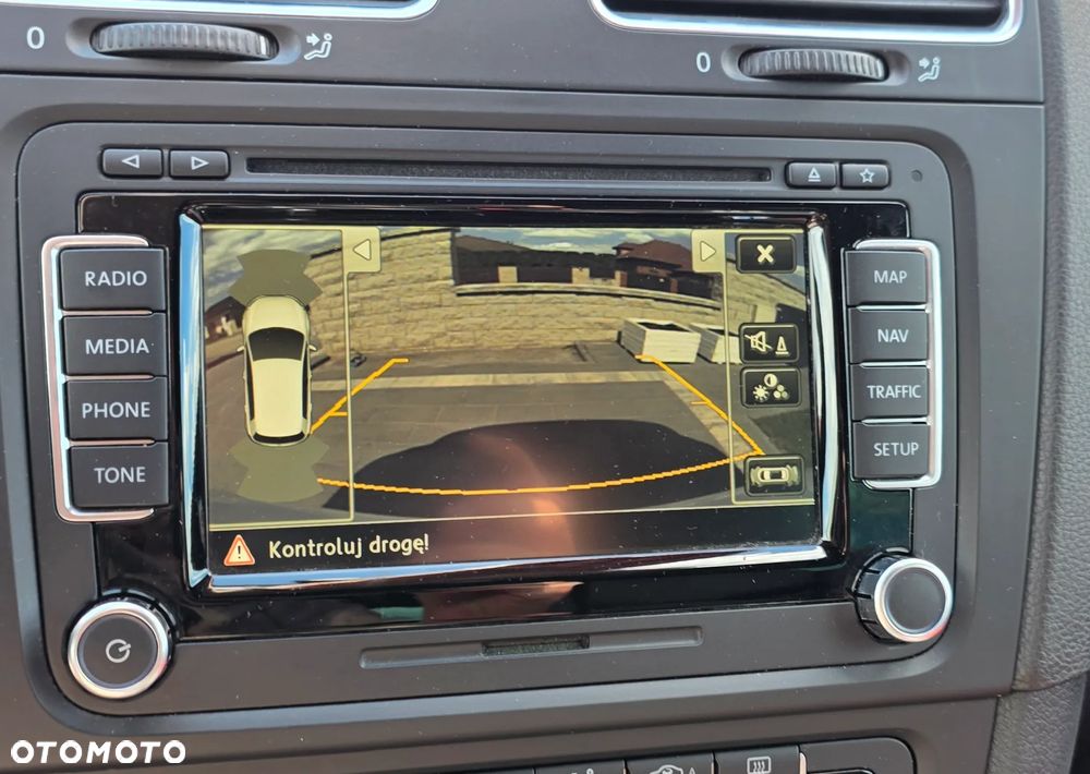 Volkswagen Golf 2.0 GTI DSG adidas - 21