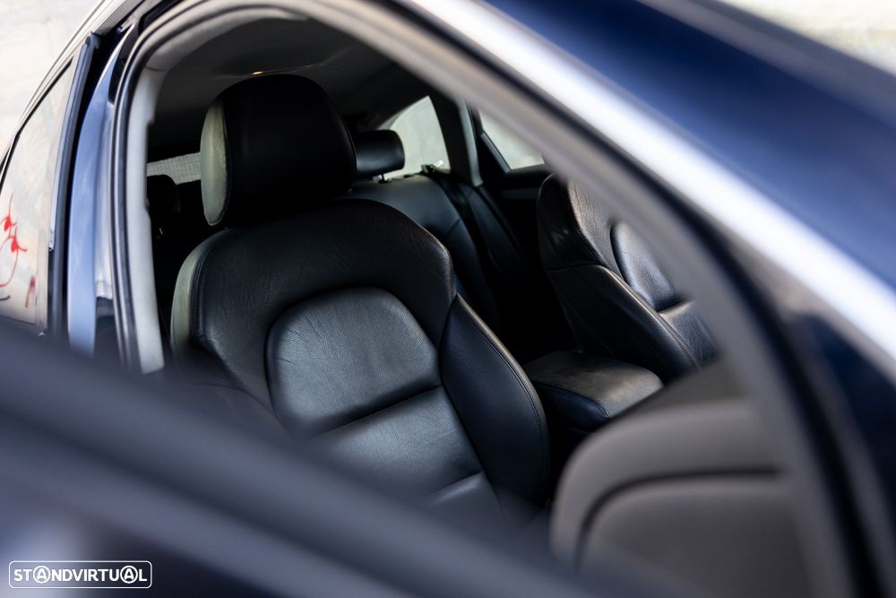 Audi A4 Avant 2.0 TDI - 23