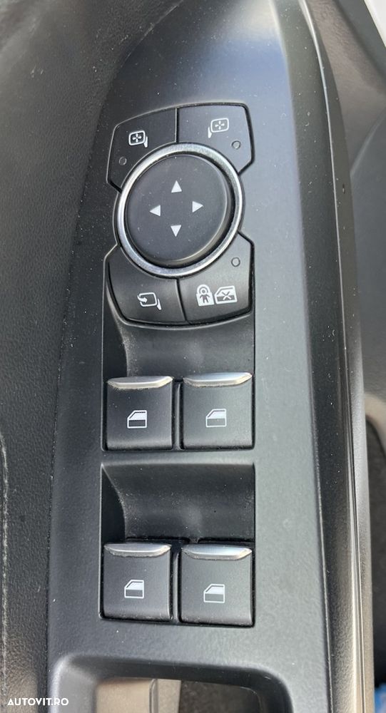 Ford Focus 1.5 EcoBlue Start-Stopp-System COOL&CONNECT - 11