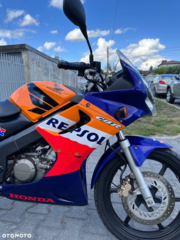 Honda CBR - 9