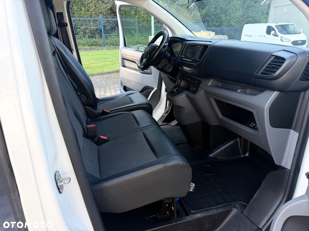 Opel Vivaro - 26