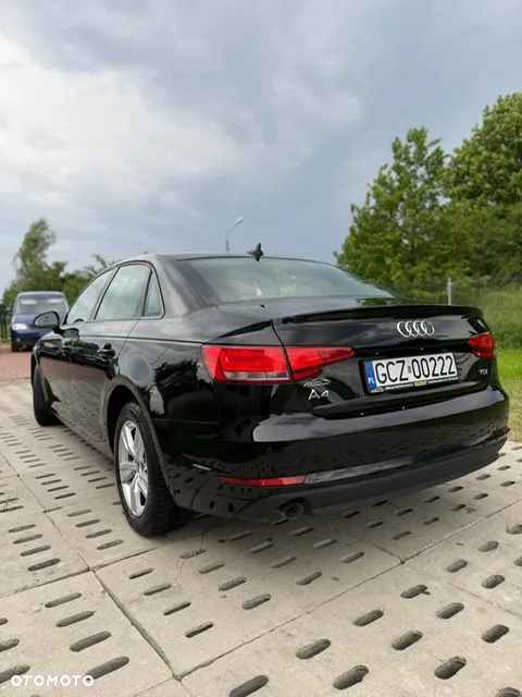 Audi A4 2.0 TDI Design - 2