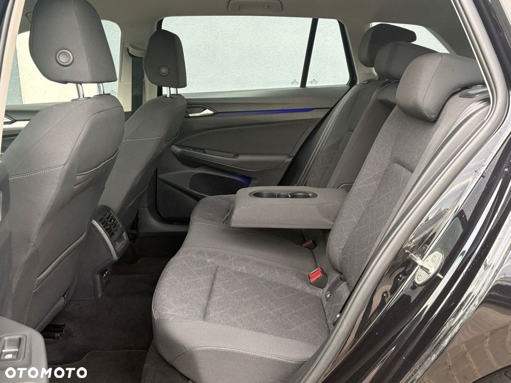 Volkswagen Golf - 13