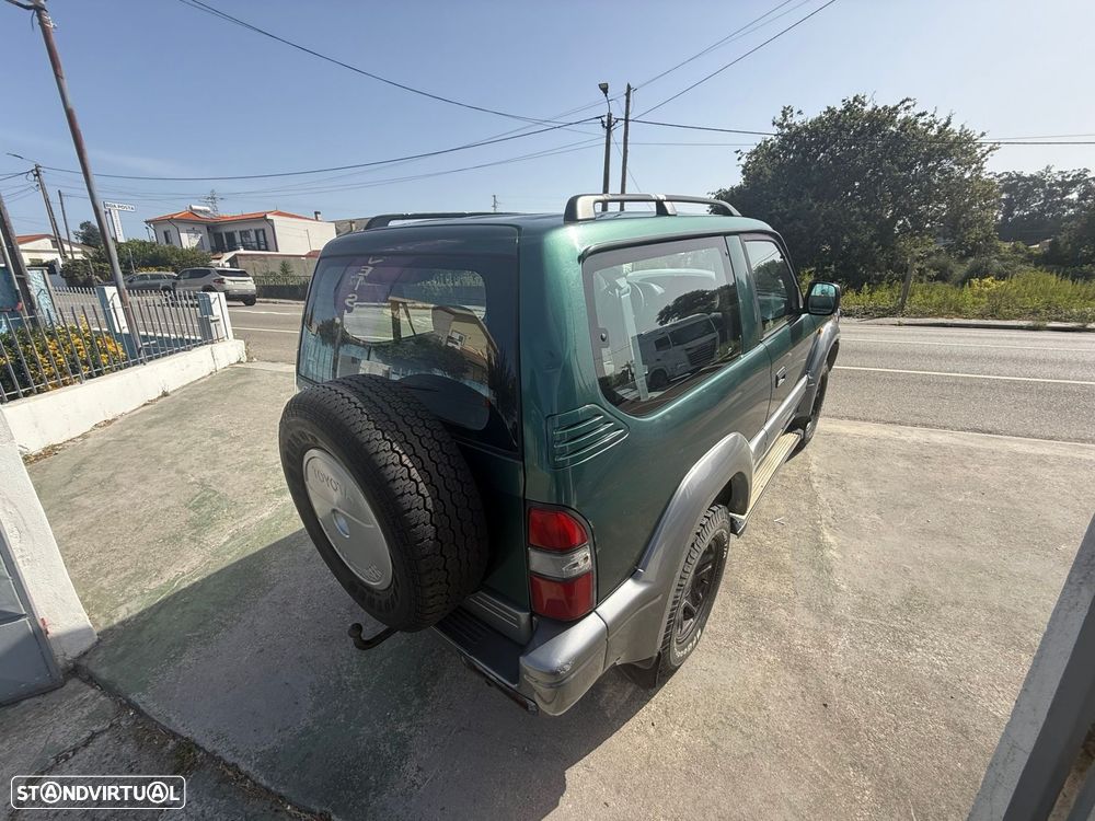 Toyota Land Cruiser 3.0 TD Pack 1 - 6
