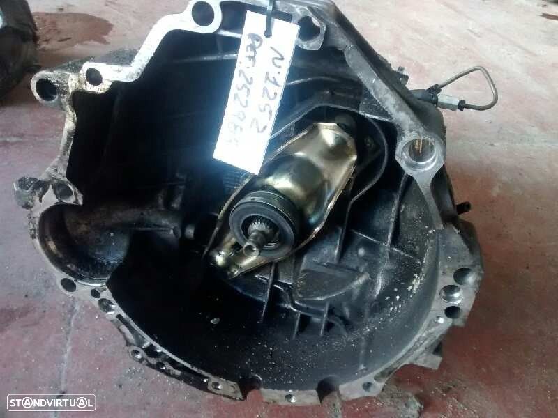 CAIXA VELOCIDADES VOLKSWAGEN PASSAT 2000 -DUK - 2