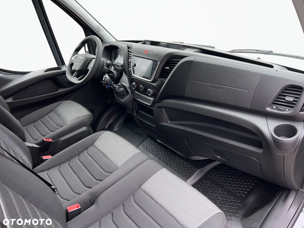 Iveco Daily 35S16H Doka 3.0 Diesel Wywrotka "dostępny od ręki" - 11