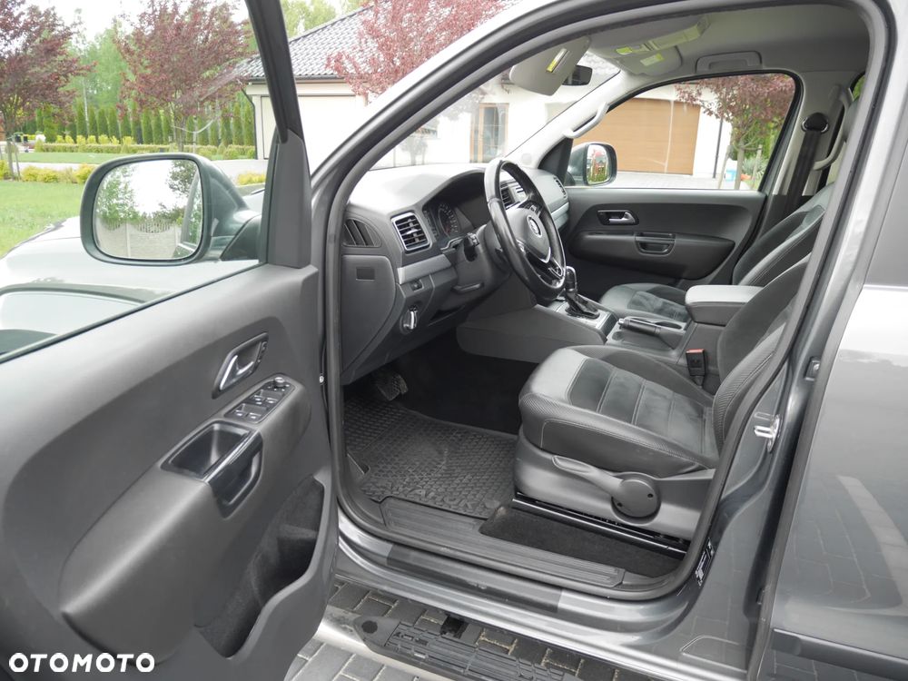 Volkswagen Amarok 3.0 V6 TDI 4Mot Highline - 16