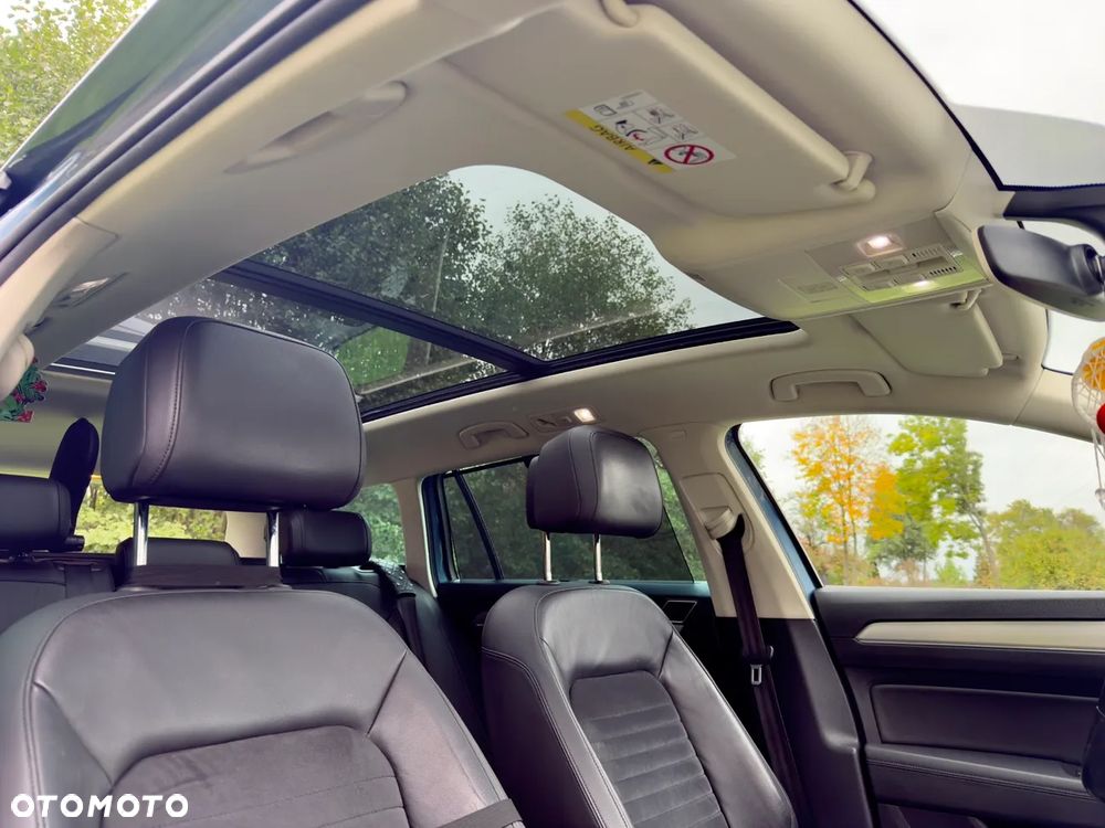 Volkswagen Passat 2.0 TDI SCR Highline - 12