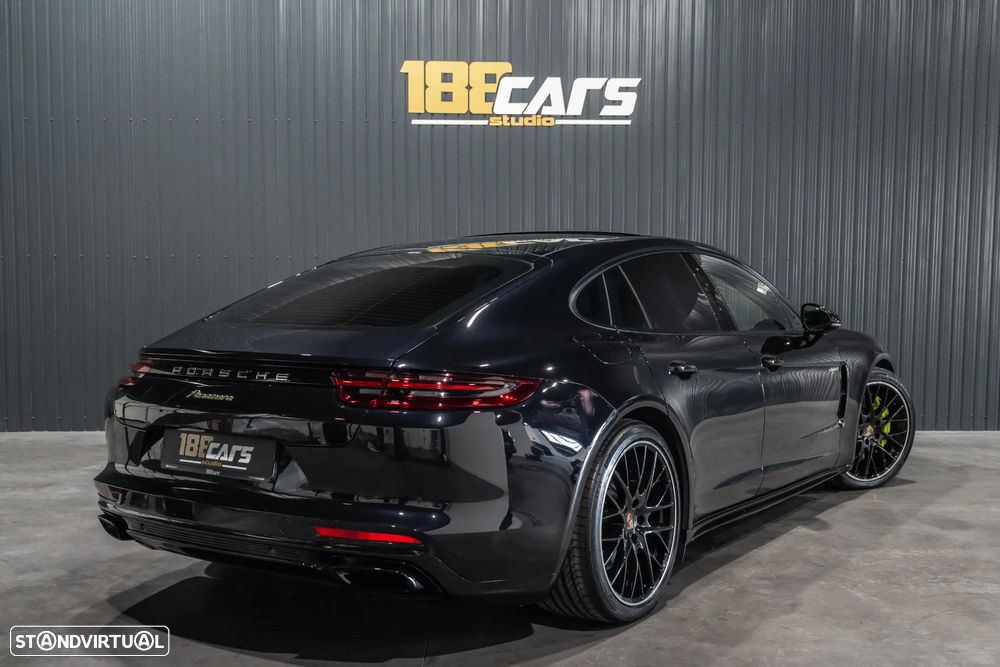 Porsche Panamera 4 E-Hybrid Platinum Edition - 49