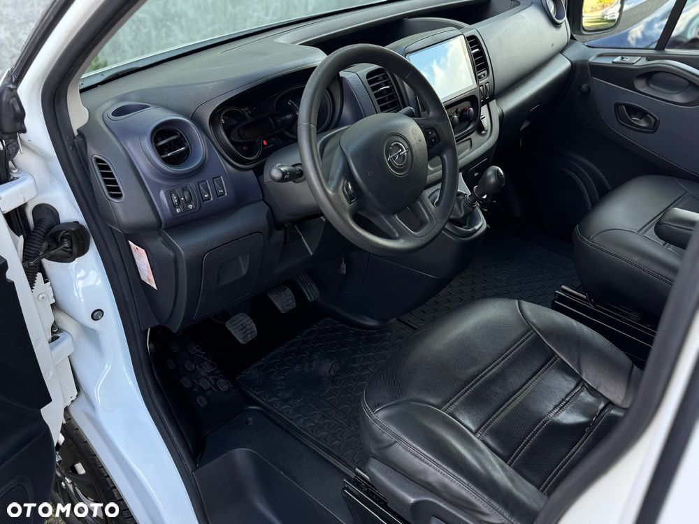 Opel Vivaro - 9