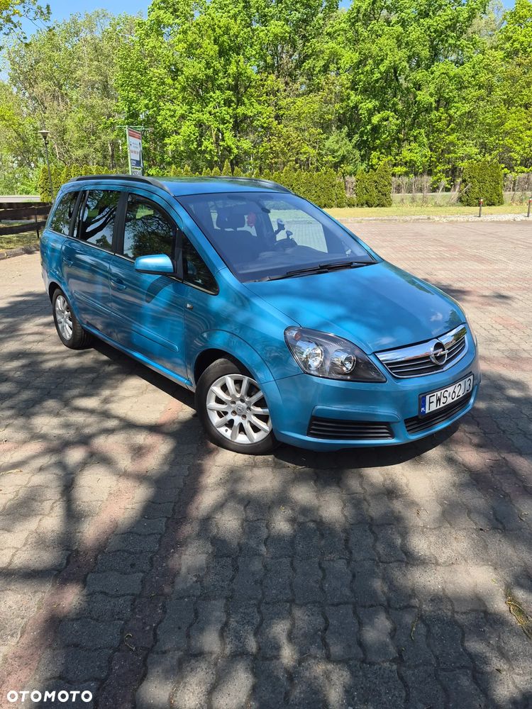 Opel Zafira 1.8 Elegance - 1